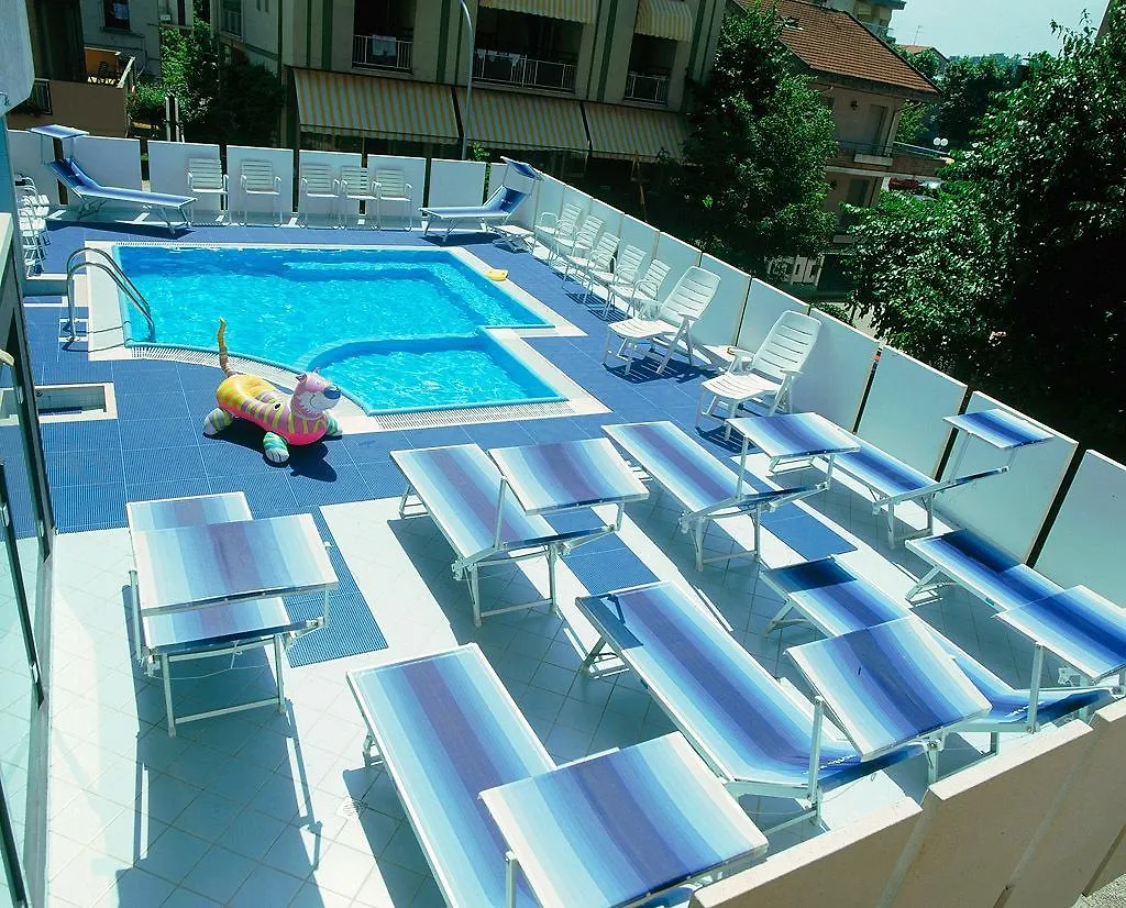 ***  Hotel Haiti カットーリカ イタリア