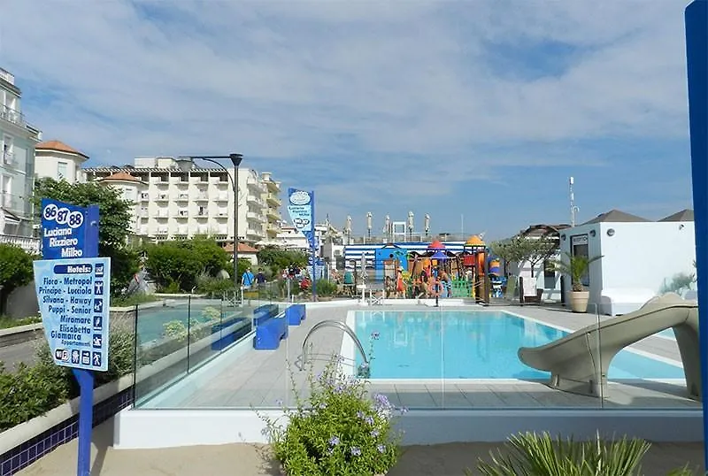 Hotel Haiti カットーリカ 3*,